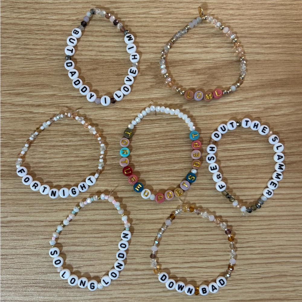 7 tortured poets department Taylor swift sparkly friendship bracelets
